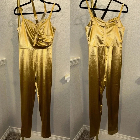 NWOT Unique Vintage 1970s Gold Spandex Belted Jumpsuit - Picture 3 of 4